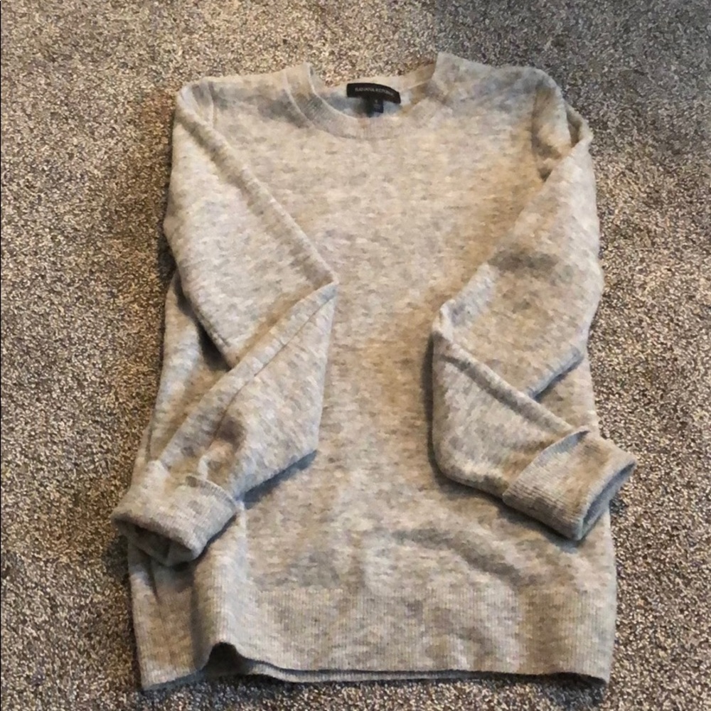 Women’s banana republic sweater